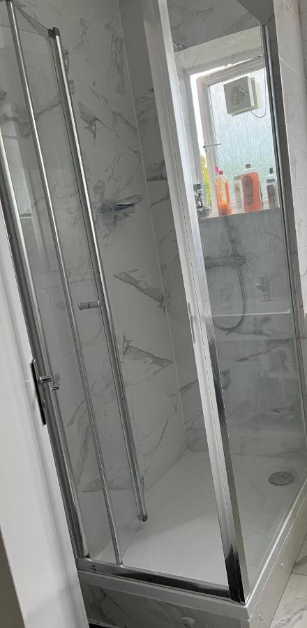 Large Room With Two Bed In Central لندن المظهر الخارجي الصورة