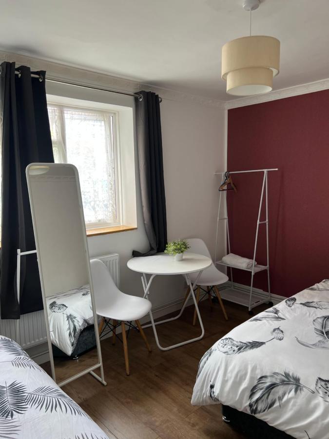 Large Room With Two Bed In Central لندن المظهر الخارجي الصورة